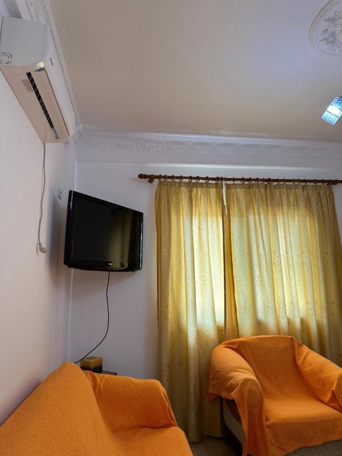 Sun And Sea Apartment Saranda Екстер'єр фото