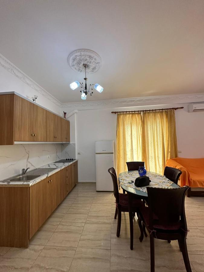 Sun And Sea Apartment Saranda Екстер'єр фото