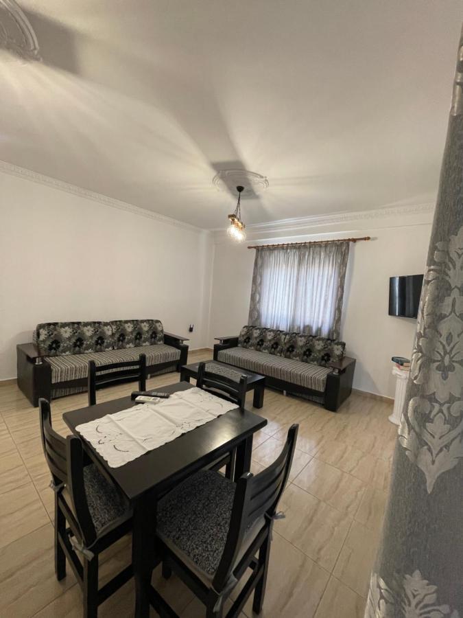 Sun And Sea Apartment Saranda Екстер'єр фото
