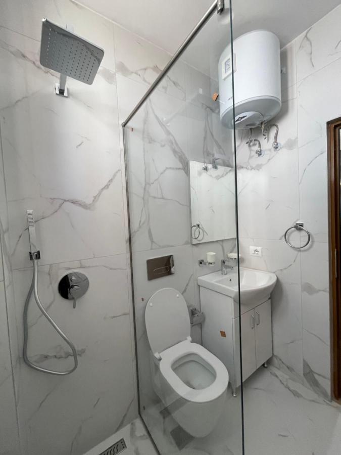 Sun And Sea Apartment Saranda Екстер'єр фото