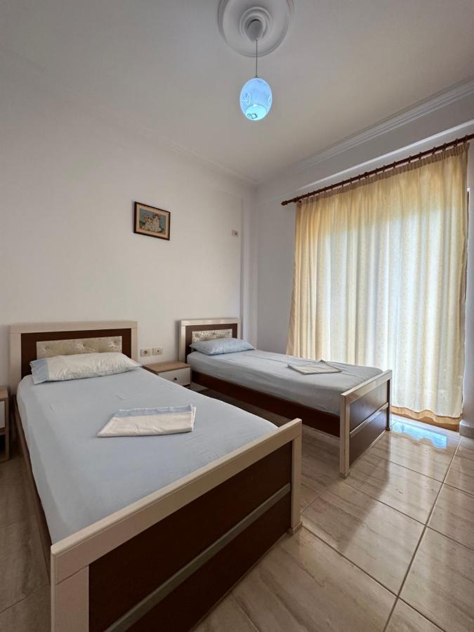 Sun And Sea Apartment Saranda Екстер'єр фото