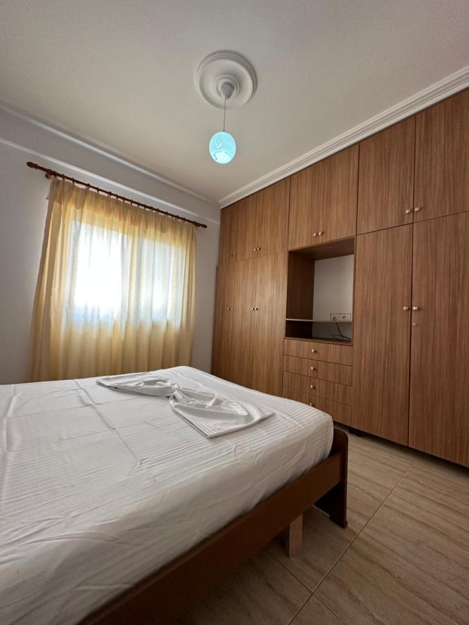 Sun And Sea Apartment Saranda Екстер'єр фото