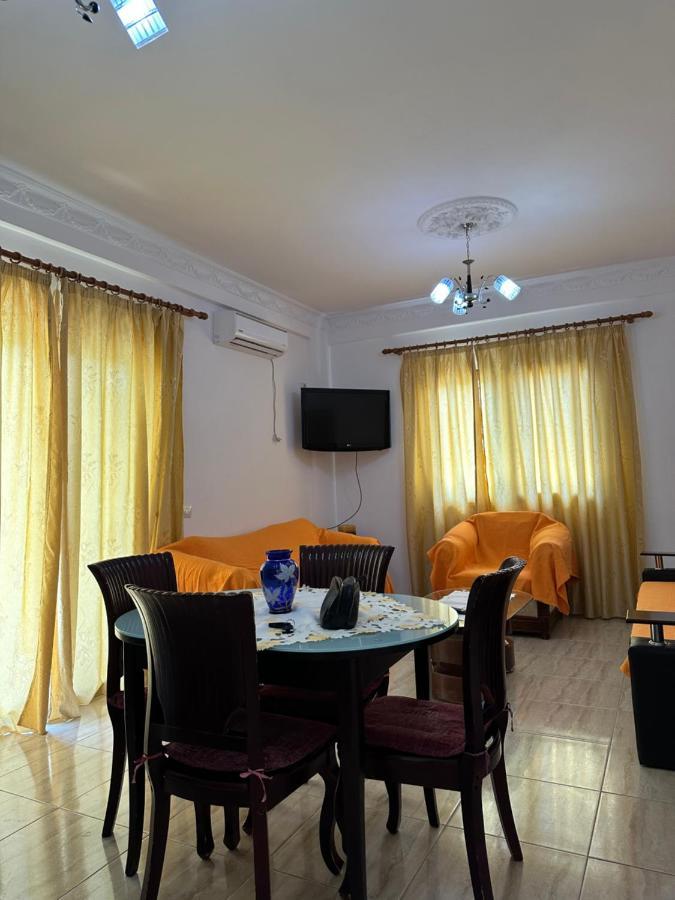 Sun And Sea Apartment Saranda Екстер'єр фото